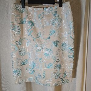 Harold's Beige & Teal Floral Embroidered Pencil Skirt Classic Casual